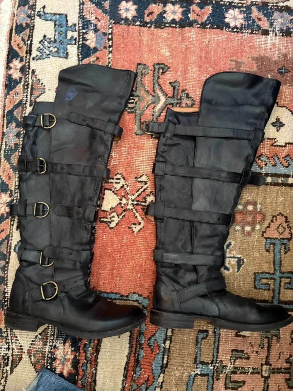 Fiorentini + Baker over knee